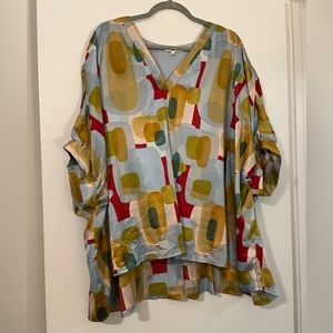 Beautiful ENTRO Blouse! Worn once. Size XL